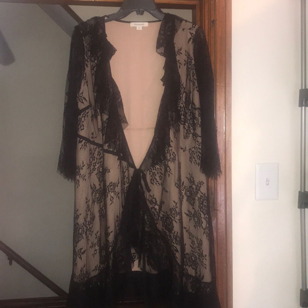 Beautiful lace jacket Francesca’s-never worn